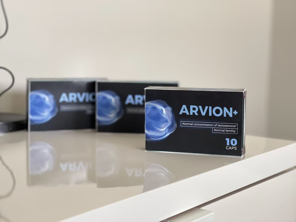 Přední strana obalu přípravku ARVION+, 10 CAPS, nápisy anglicky